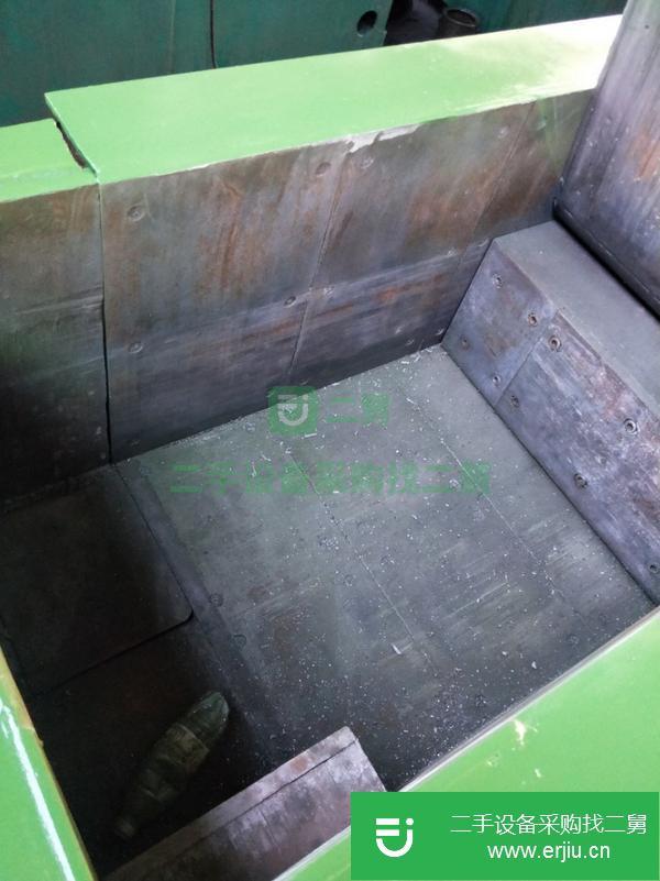 浙江出售轉(zhuǎn)讓江蘇華宏125噸金壓塊機(jī)