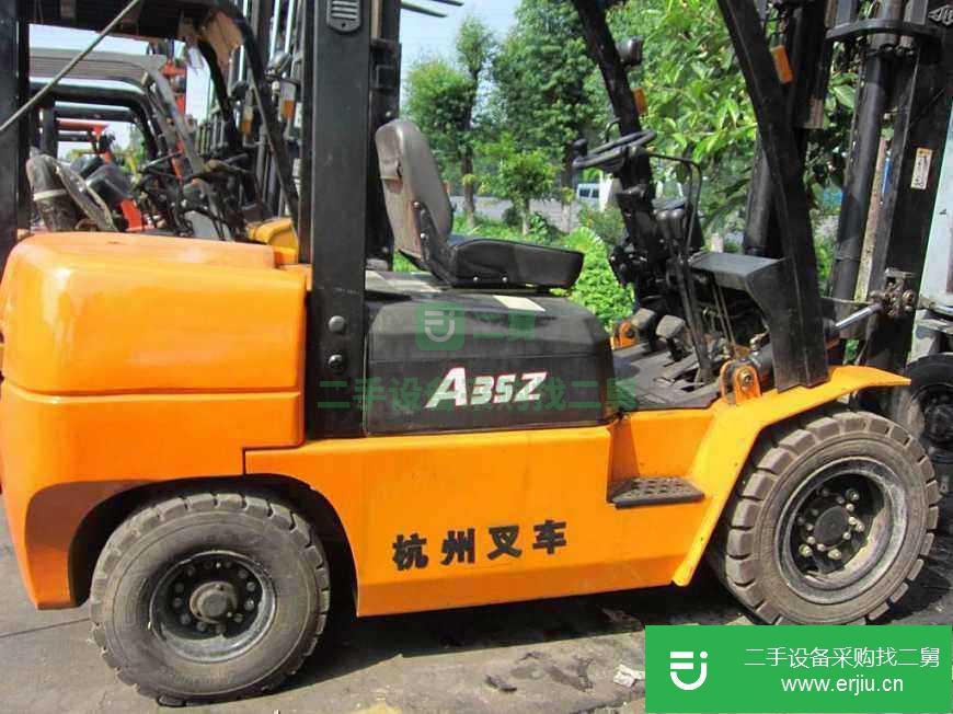 上海出售二手3噸電動(dòng)叉車(chē)