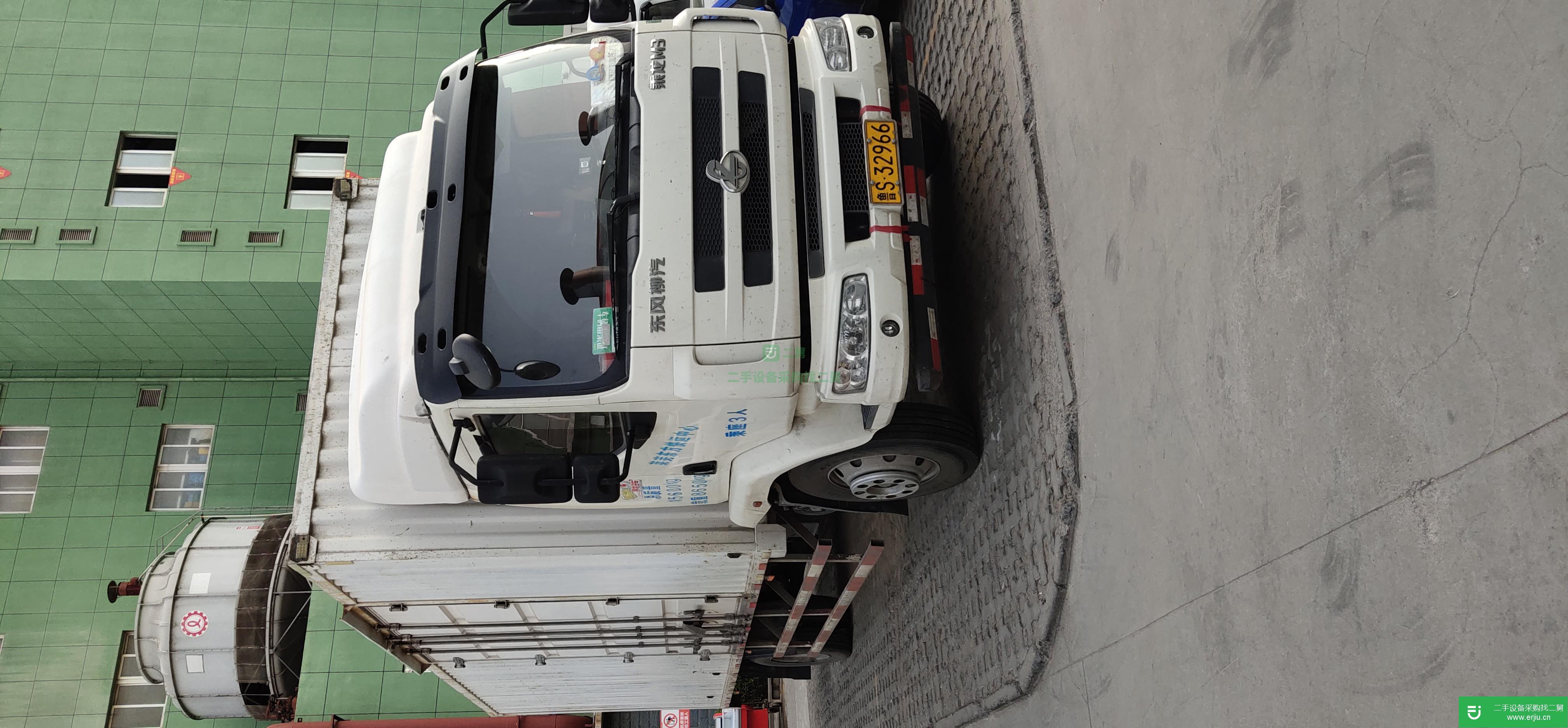 山東出售二手東風柳汽箱式貨車