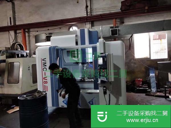 浙江出售轉讓烽鐵v8車床加工中心   三線850&500&500刀庫：機械手臂刀庫24t線軌：滾柱35線軌速度：移動48米系統