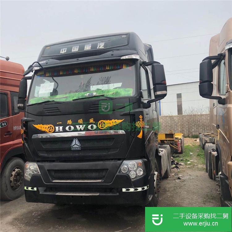 山東出售二手豪沃雙驅(qū)牽引車