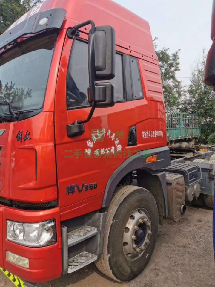出售國四17年5月全保險悍衛350雙驅牽引車！全車鋁合金輪轂！