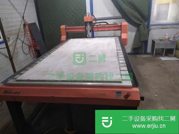 遼寧轉(zhuǎn)讓出售二手廣告雕刻機(jī)