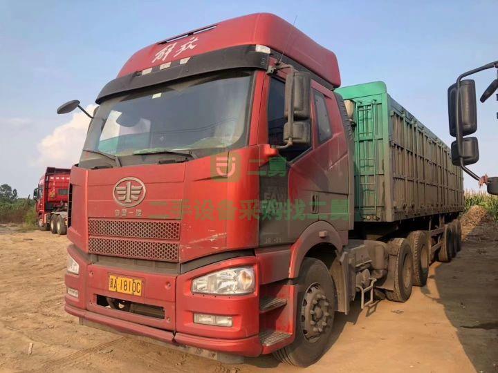 出售二手的16年12月350J6P國五雙驅帶11米永達掛牽引車！車況精品沒磕
