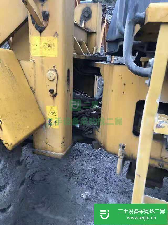 貴州出售二手雷沃重工FL953裝載機