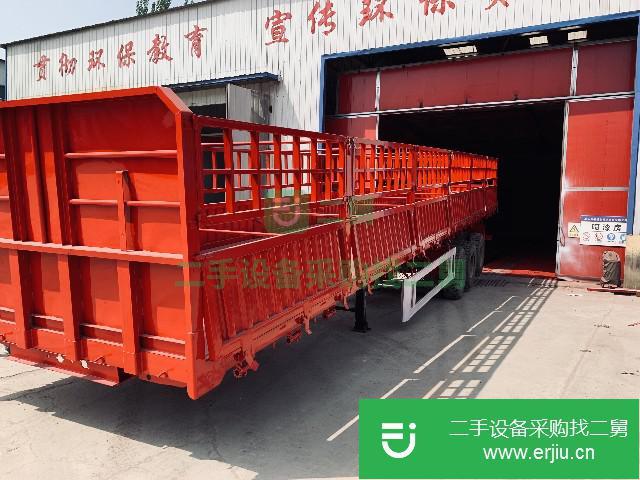 山東出售二手側(cè)翻掛車(chē)