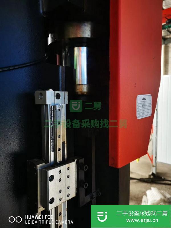 安徽出售二手圓電液伺服數(shù)控折彎機(jī)