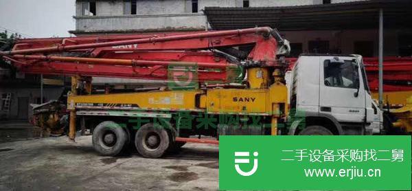 湖南出售二手中聯(lián)混凝土泵車