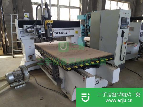 山西出售二手加工中心雕刻機
