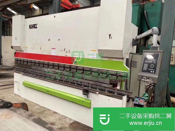 四川出售轉讓南京愛錫爾160/4000電液伺服折彎機，帶兩個電動擋