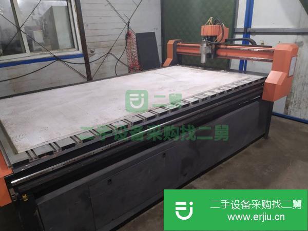 遼寧轉(zhuǎn)讓出售二手廣告雕刻機(jī)