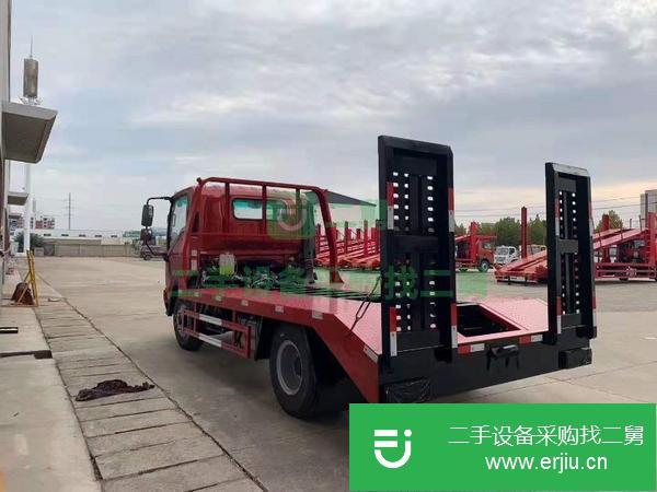 云南出售轉讓藍牌挖機平板運輸車 整車不超重