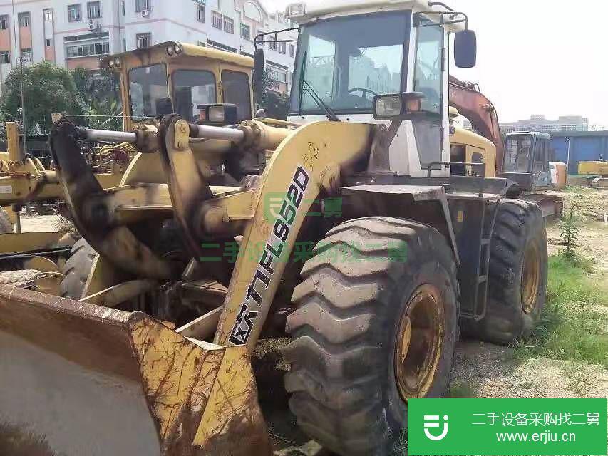 廣東出售二手雷沃重工FL952D裝載機