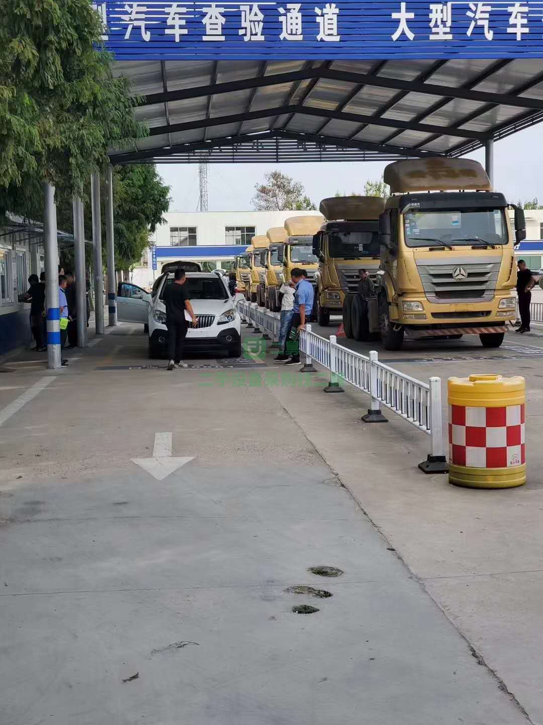 出售中國重汽 國四排放 17年精品車況 德國曼MC11升發動機牽引車