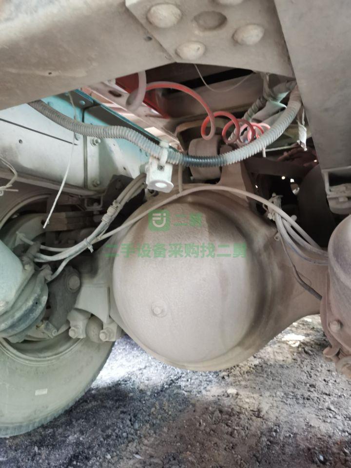 出售限高神器，一年八個(gè)月，解放勾六460雙驅(qū)牽引車