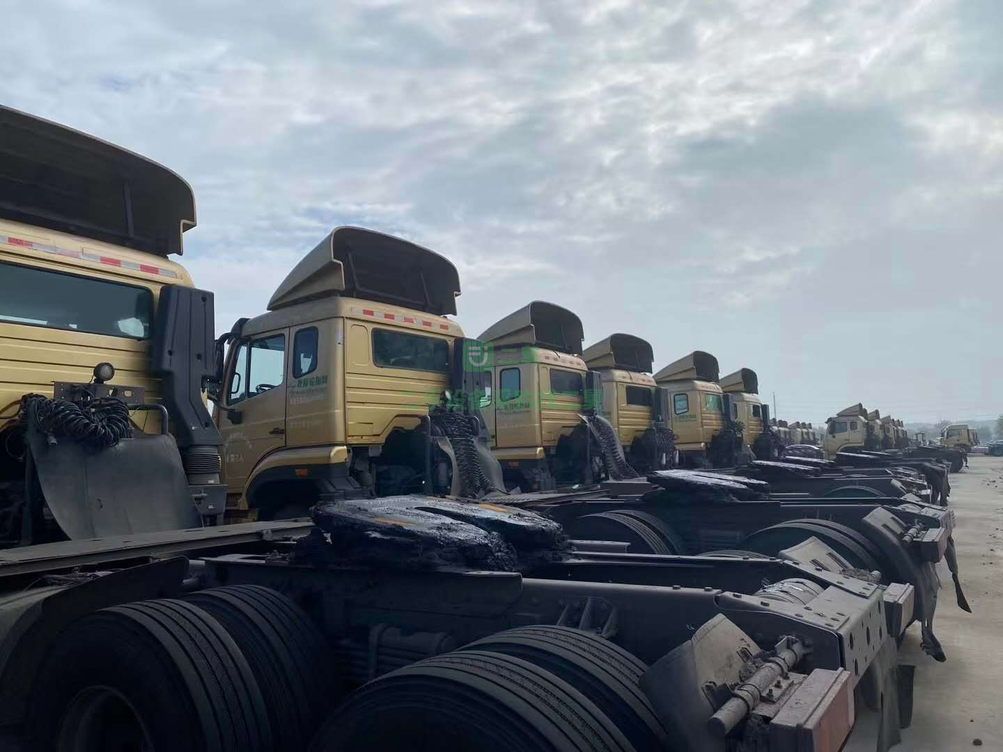 出售中國重汽 國四排放 17年精品車況 德國曼MC11升發動機牽引車