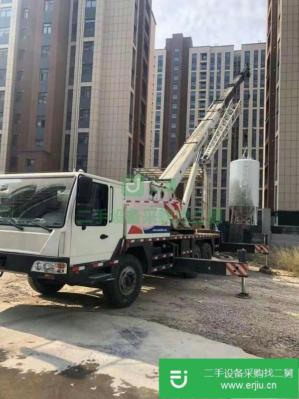 河南出售二手中聯吊車