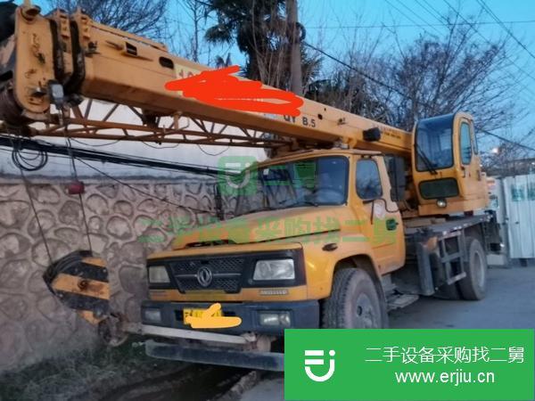 江蘇出售轉讓一臺8噸徐工吊車