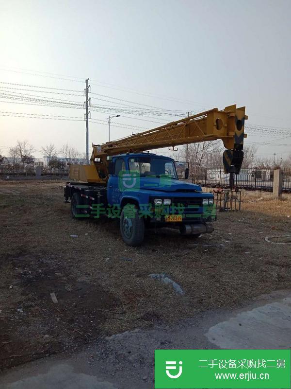 山東出售轉(zhuǎn)讓徐工吊車8噸，手續(xù)保險齊全