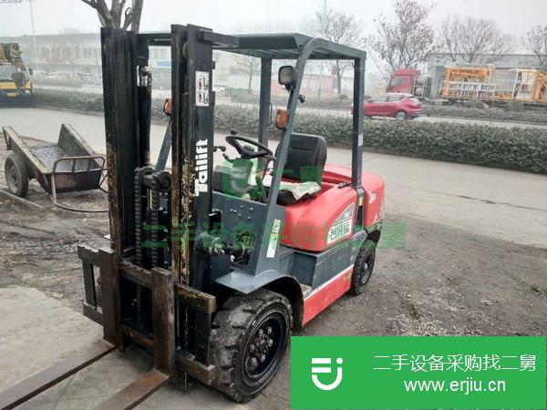 山東出售二手的3噸3米自動(dòng)擋臺(tái)勵(lì)福叉車(chē)