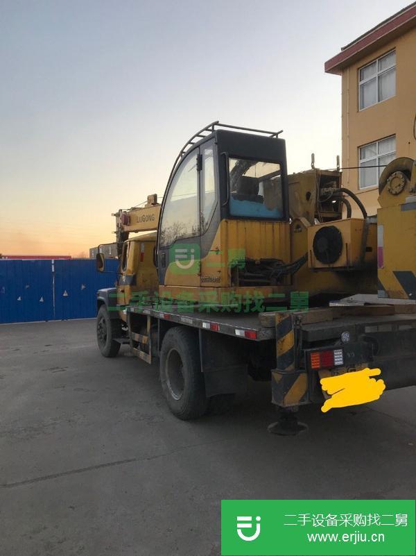 山東出售柳工吊車 八噸