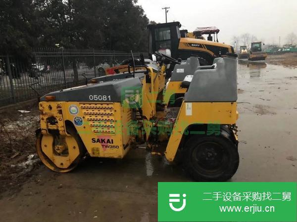 江蘇出售二手3噸鋼膠壓路機
