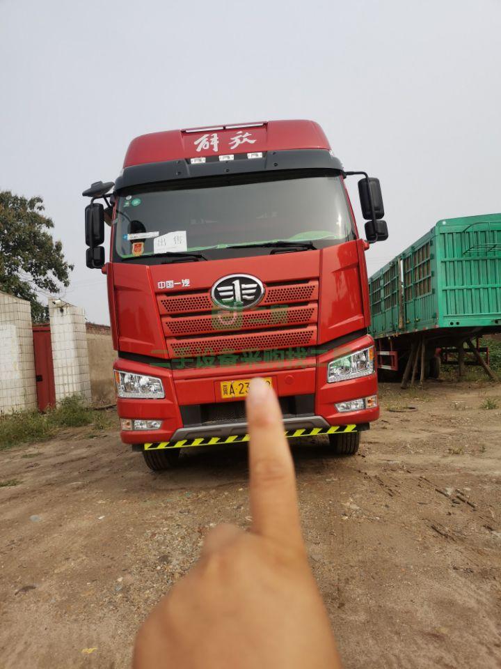 出售2個月準新車，解放J6p420馬力貨車，9.6米箱車前四后八