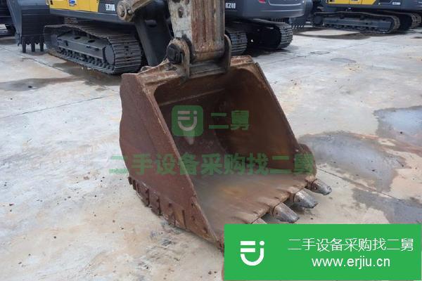 甘肅出售轉(zhuǎn)讓沃爾沃240B挖掘機