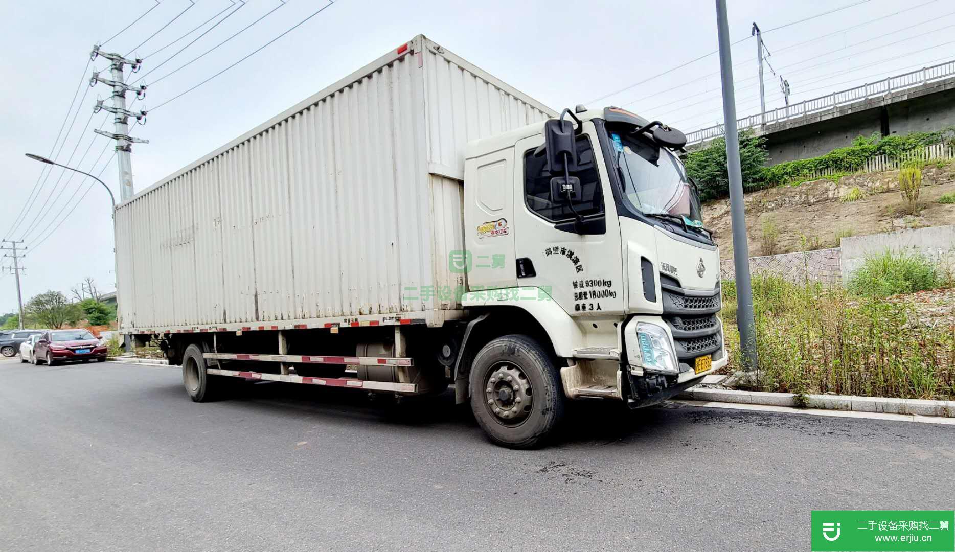 上海出售二手東風柳汽箱式貨車
