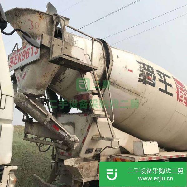 河南出售17年國五豪沃攪拌車