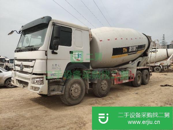 四川出售二手豪沃攪拌車
