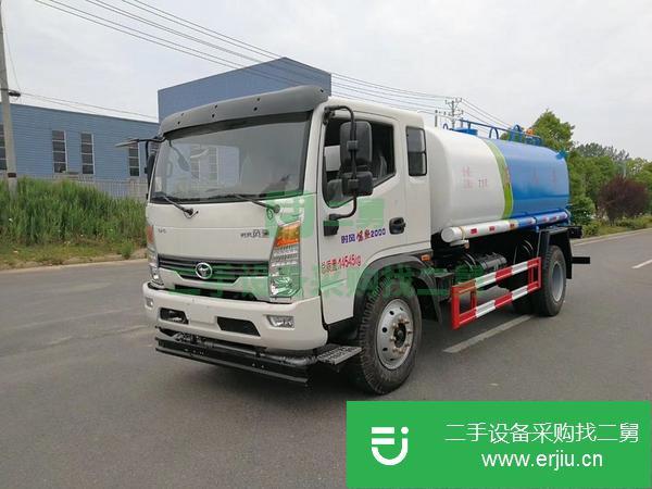 湖北出售轉(zhuǎn)讓10方時(shí)風(fēng)灑水車