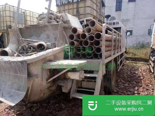 廣東出售二手的中聯(lián)車載泵，手續(xù)齊全開回去直上工地