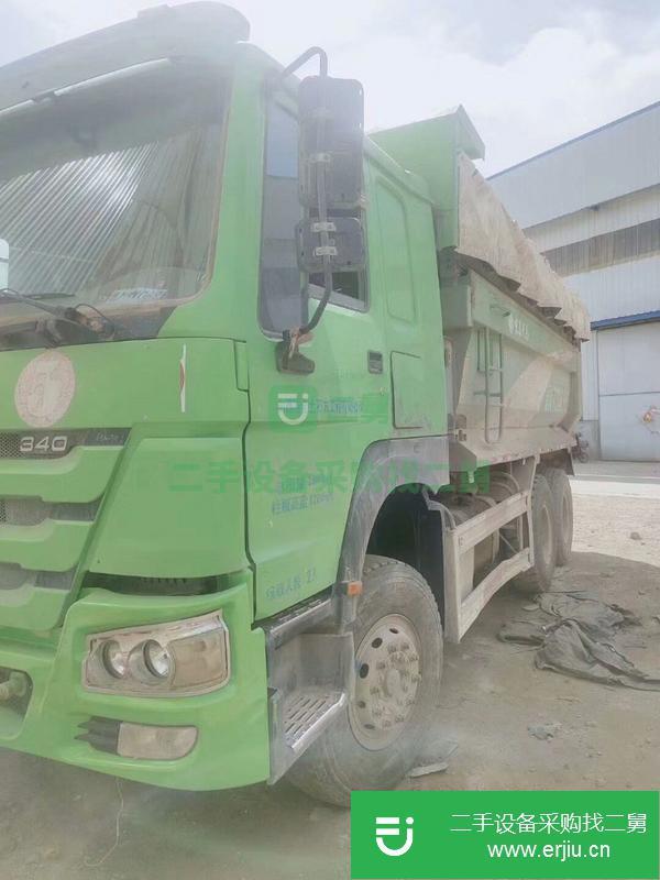 天津出售二手環保豪沃自卸車