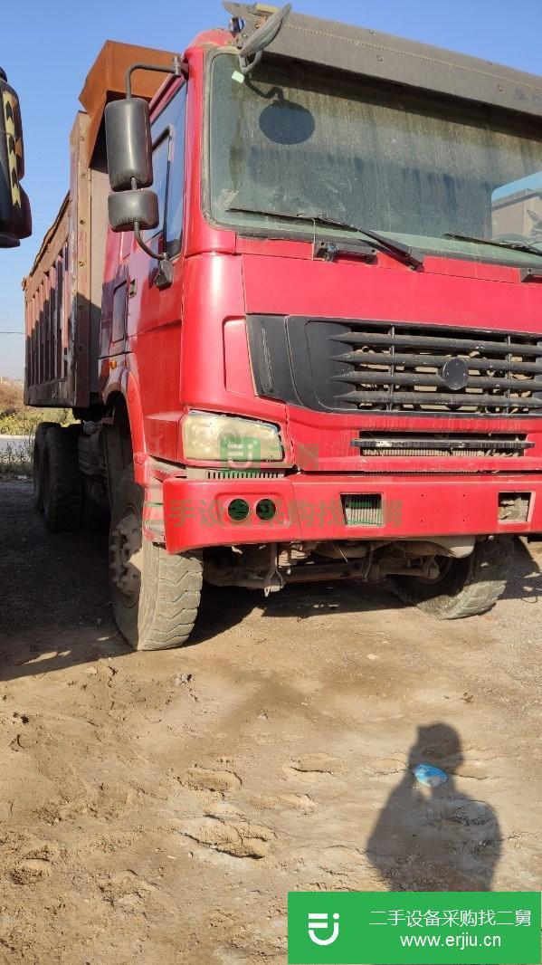 甘肅出售二手豪沃后八輪自卸車