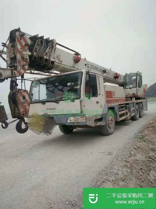 河南出售二手中聯吊車