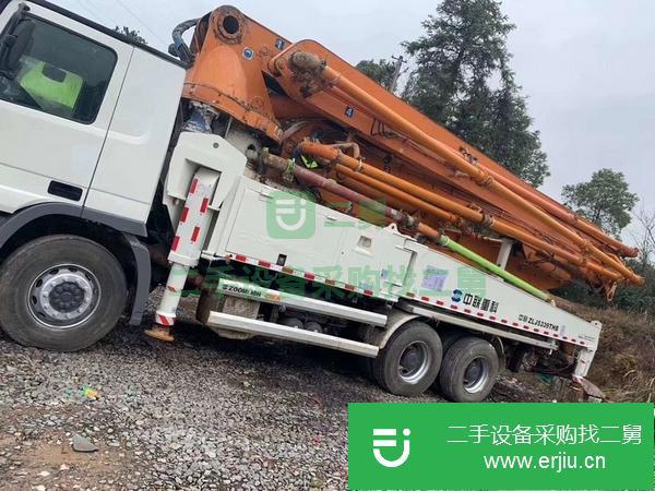 河北出售二手47米中聯奔馳泵車