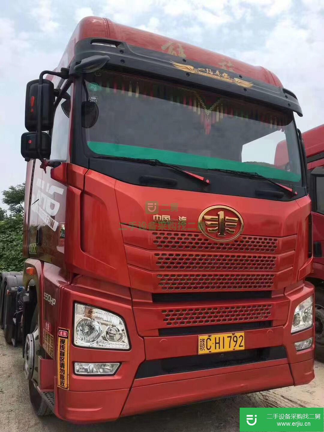 江西出售二手青島解放牽引車