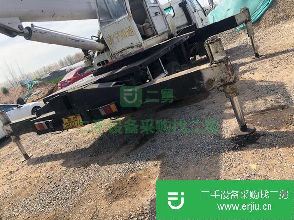 山東出售二手10噸吊車，6.5米5節u型大臂。雙勾，帶腿庫。