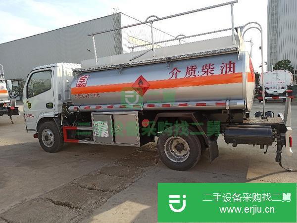 江蘇出售二手東風(fēng)5噸油罐車