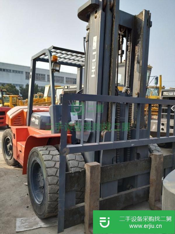 上海出售內燃式合力10噸叉車
