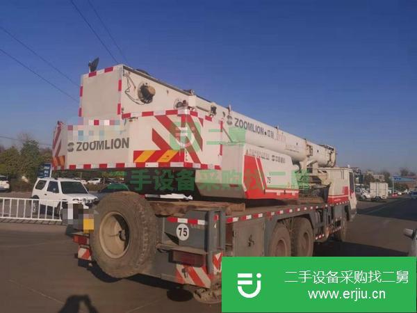 山東出售二手中聯30v汽車吊