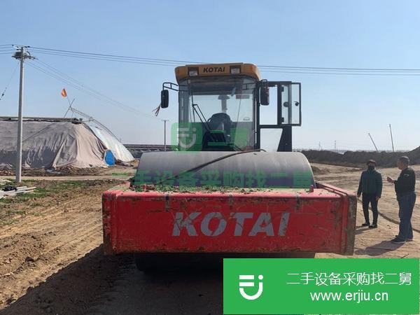 山東出售二手26噸壓路機