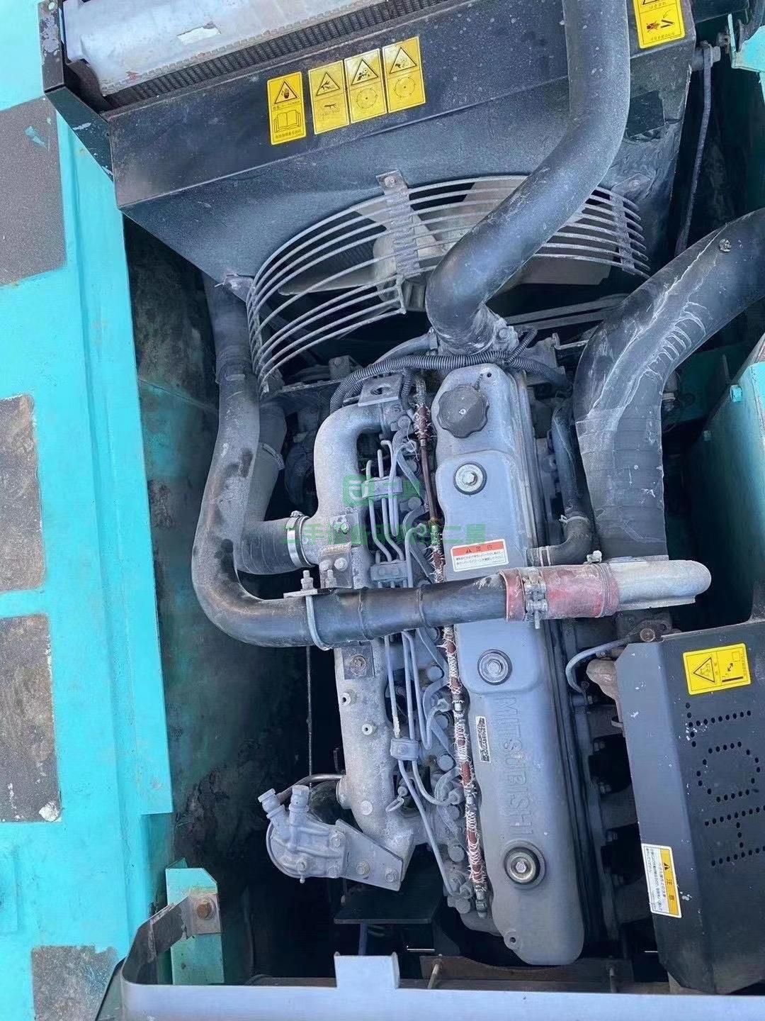 出售一臺進口神鋼210挖掘機，車況精品 大件超好 滴油不漏