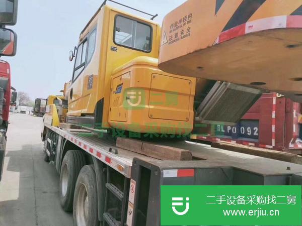 河南出售一臺徐工吊車