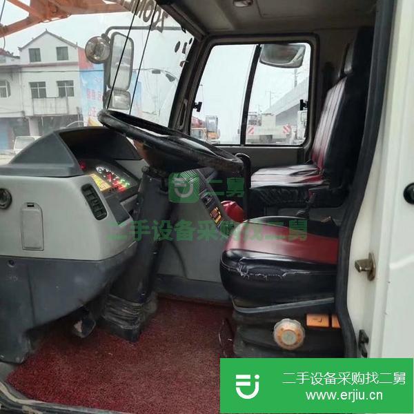 山東出售二手中聯(lián)橙色關(guān)愛25v5吊車