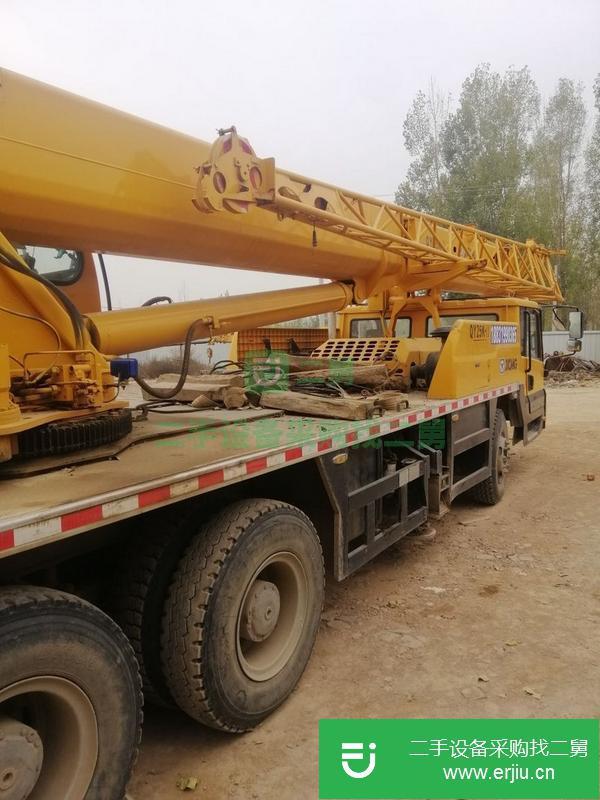 河北出售二手徐工吊車車況精品，先導操作，空調暖風，電腦精準，全車鋼絲胎