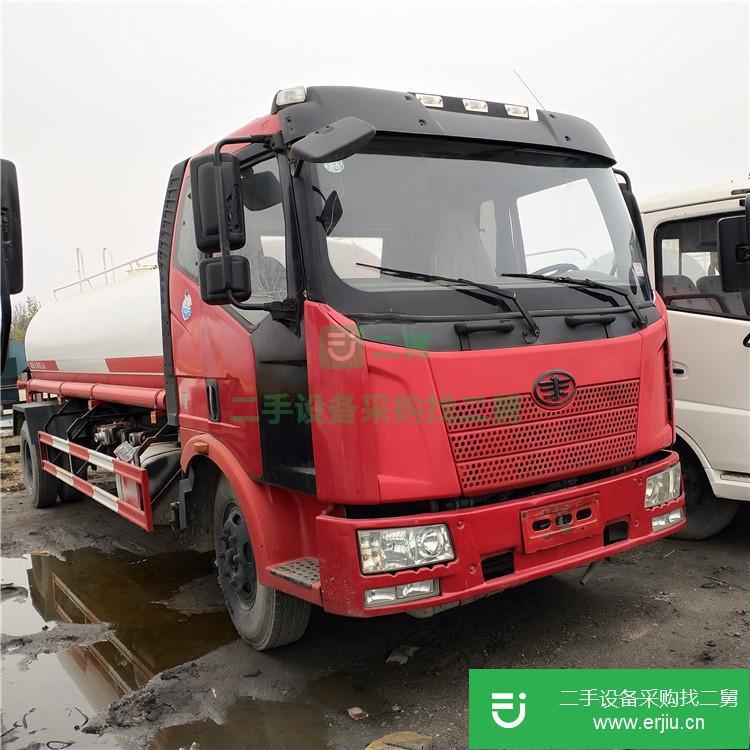 山東出售二手福田東風(fēng)灑水車