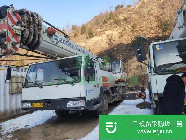 河南出售轉(zhuǎn)讓中聯(lián)吊車，手續(xù)齊全協(xié)議過戶