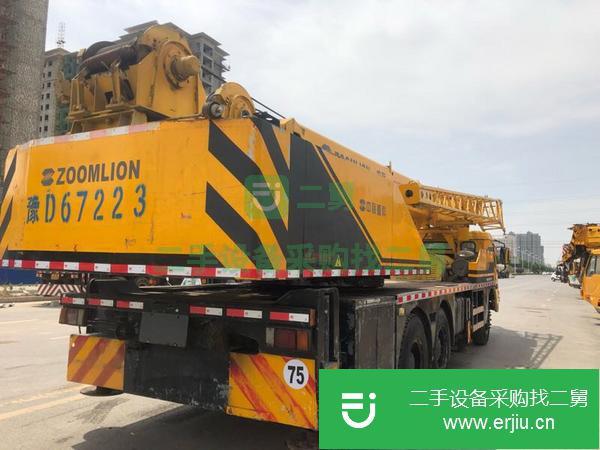 河南出售二手中聯吊車 25噸5節臂